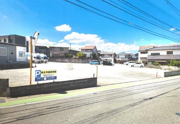 岡本月極駐車場の外観・駐車場イメージ1枚目
