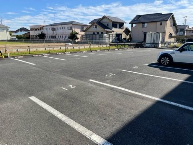 プラムズⅢ(41117)の外観・駐車場イメージ1枚目