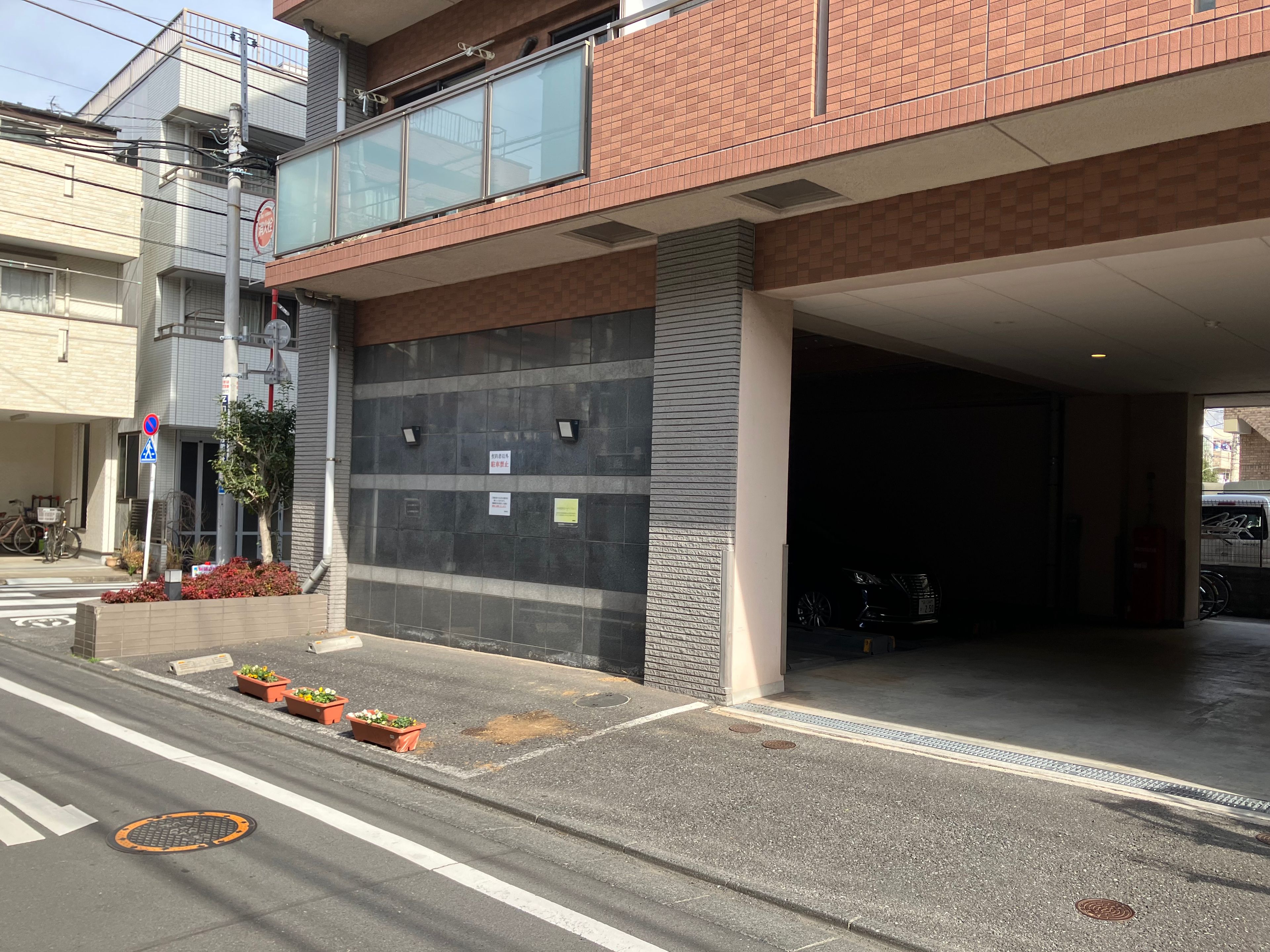 スムーズパーク大森北6丁目の外観・駐車場イメージ1枚目