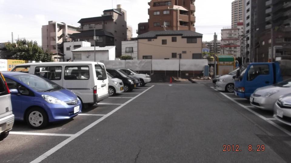 川口栄町２丁目の外観・駐車場イメージ2枚目