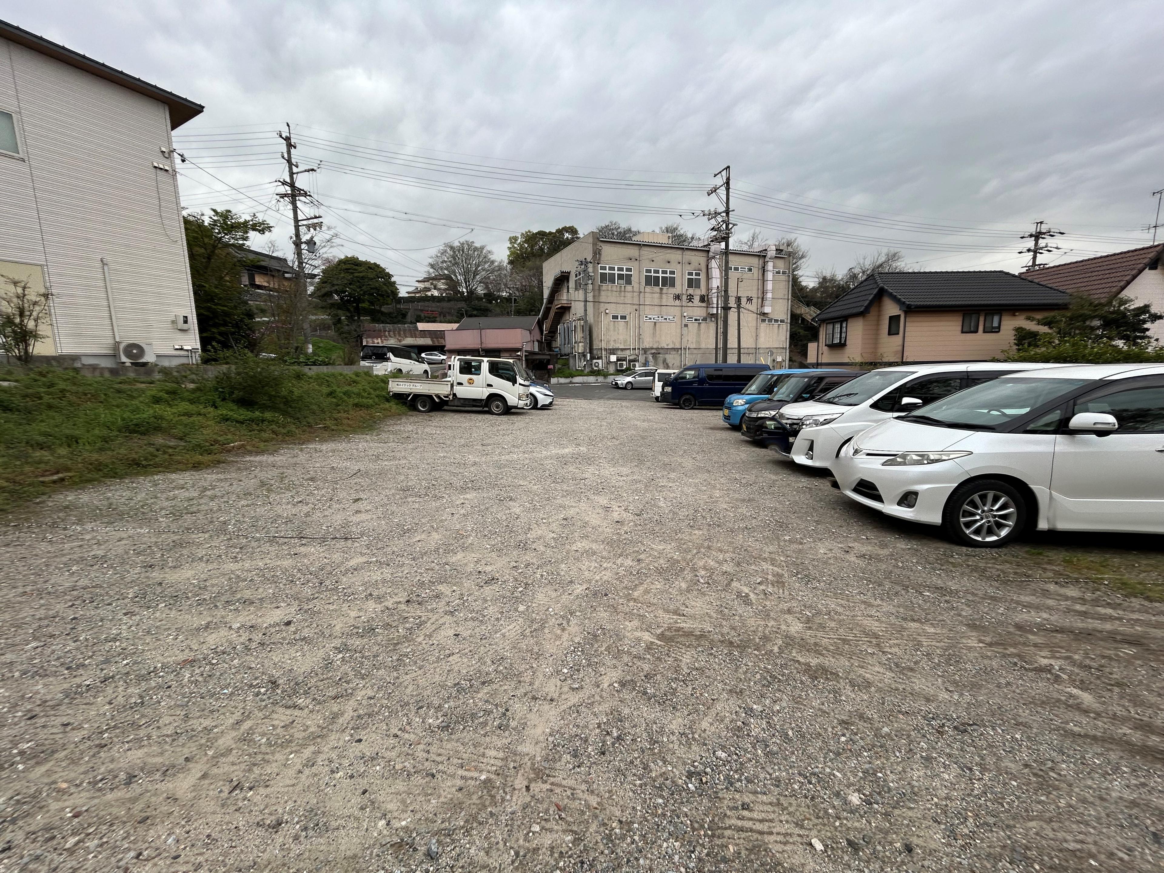 000047の外観・駐車場イメージ2枚目