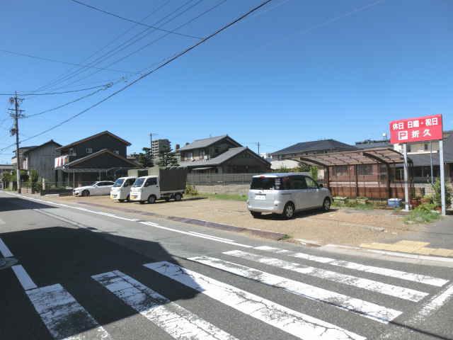 ワイズ・音羽 第8駐車場の外観・駐車場イメージ3枚目