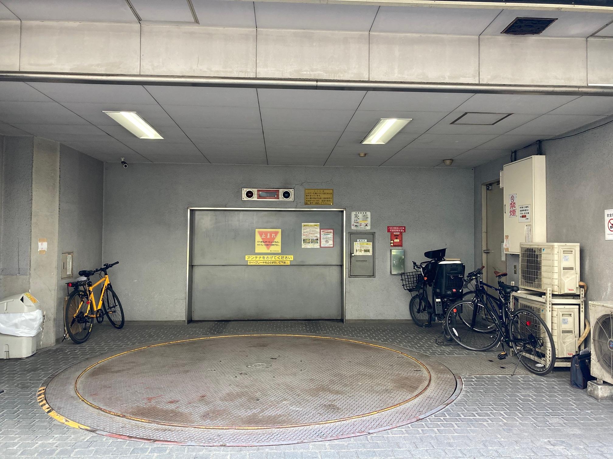 池袋第１３駐車場(キウレイコンビル)の外観・駐車場イメージ1枚目