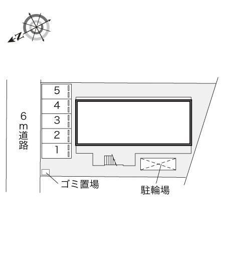 ファミーユ(17998)の駐車配置図
