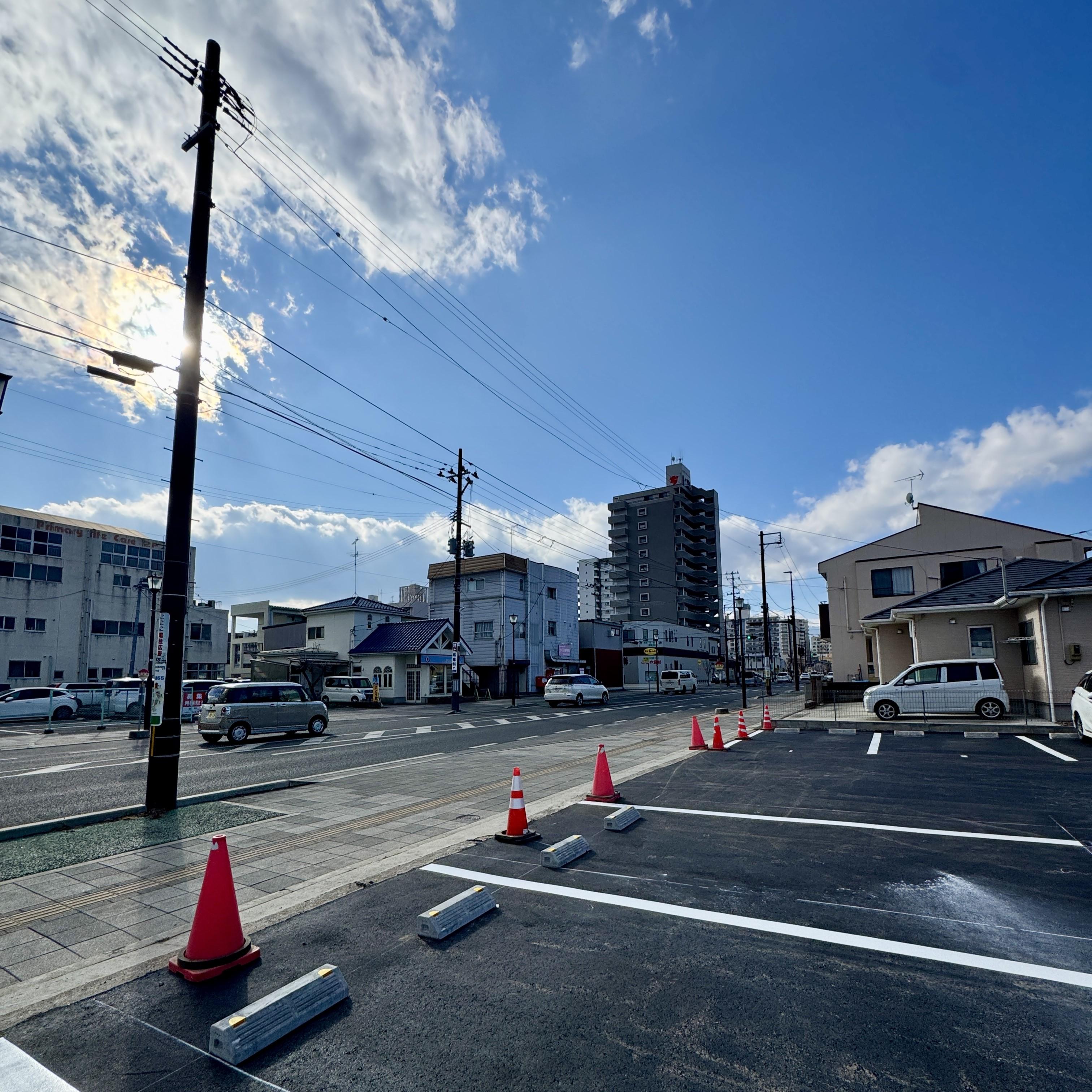 仲間町パーキング1の外観・駐車場イメージ2枚目