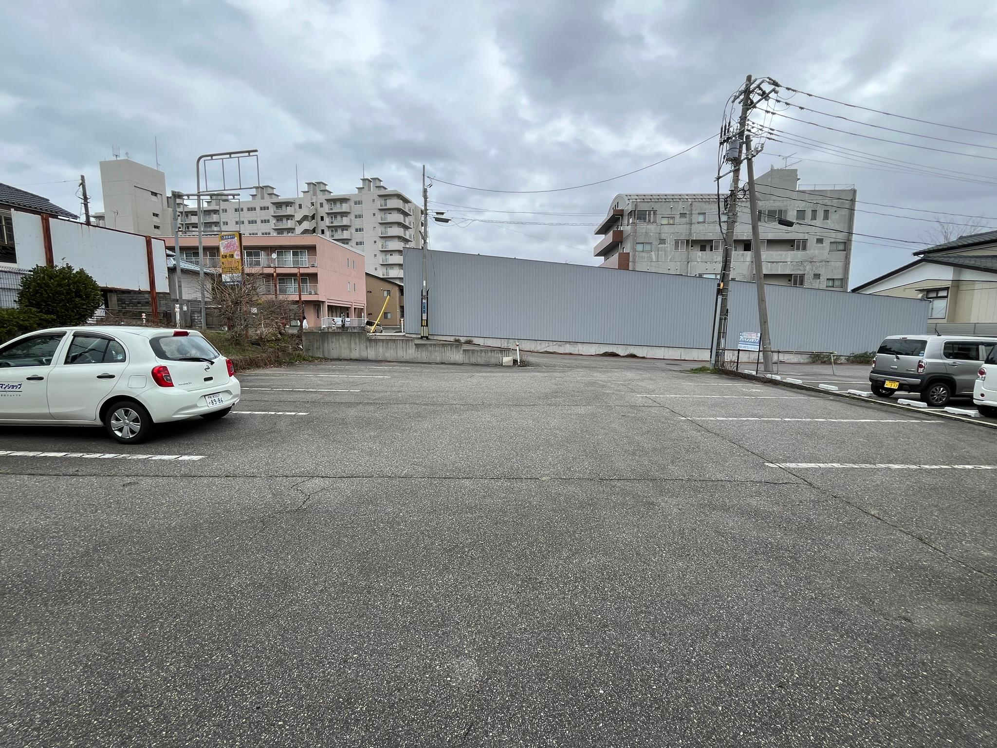 浦山１（古川）駐車場Ⅱの外観・駐車場イメージ3枚目