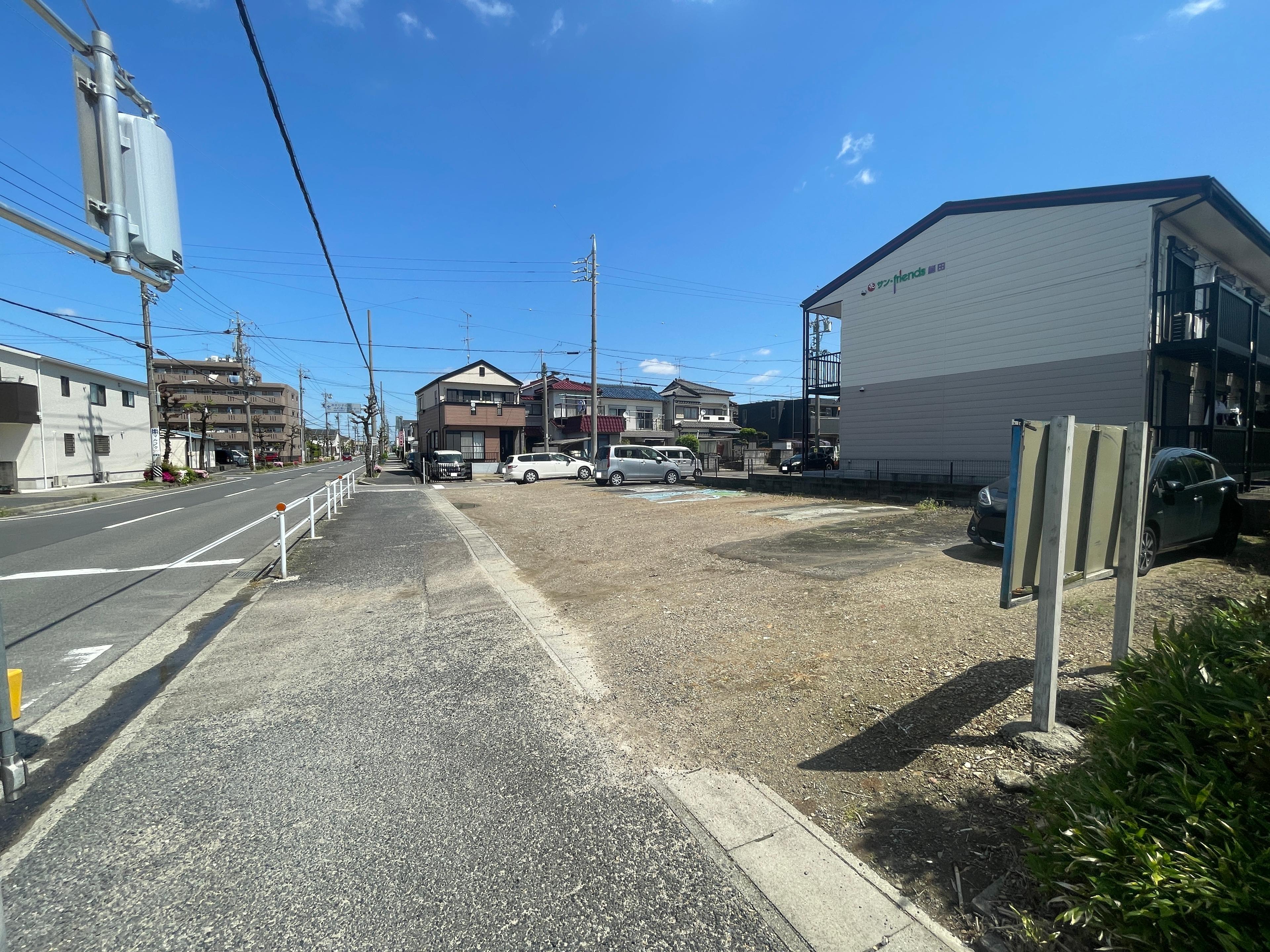 村東西駐車場の外観・駐車場イメージ2枚目