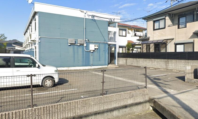プリート(17652)の外観・駐車場イメージ1枚目