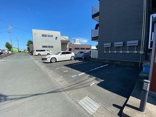 グリーン　ウッド(39975)の外観・駐車場イメージ1枚目