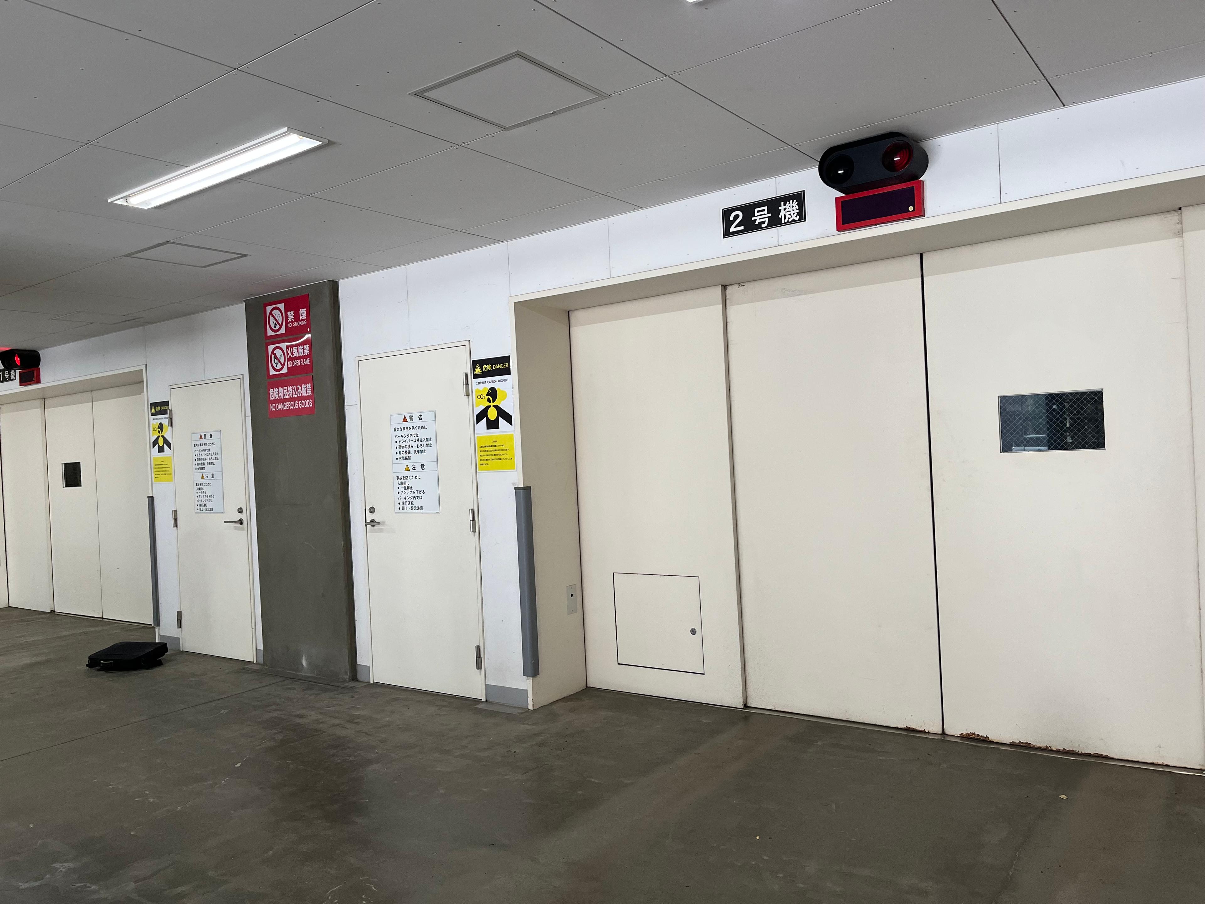 札幌市中央区南２条西９丁目駐車場の外観・駐車場イメージ2枚目