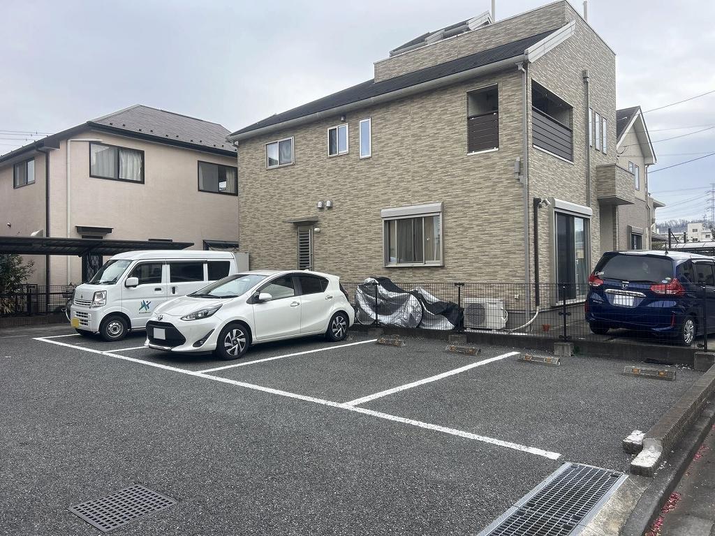 アップルペア(54415)の外観・駐車場イメージ1枚目