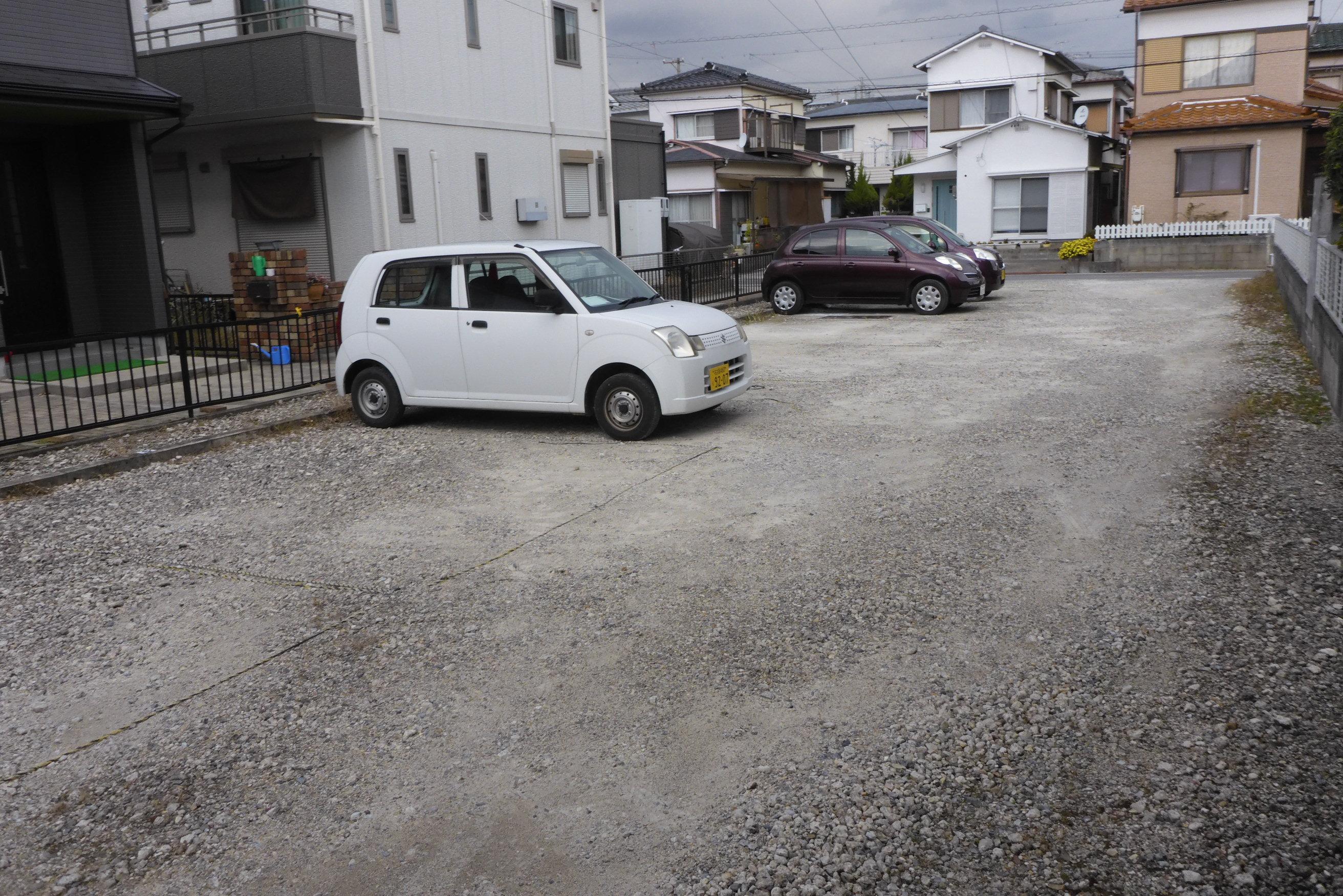 東米泉駐車場の外観・駐車場イメージ2枚目