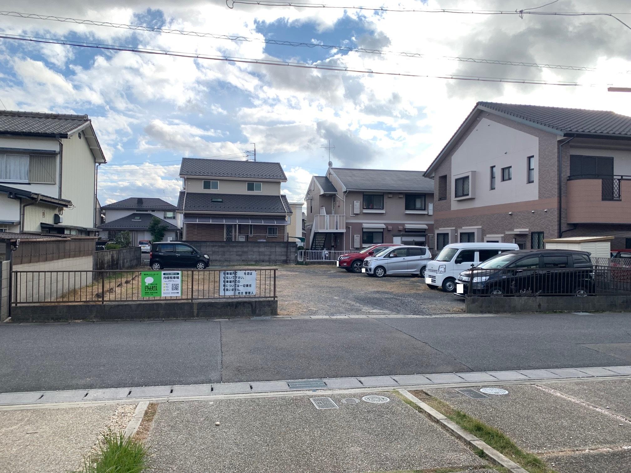 岡25-1パーキングの外観・駐車場イメージ1枚目