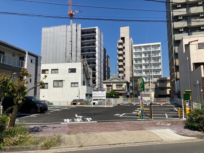 黒川本通１丁目の外観・駐車場イメージ1枚目
