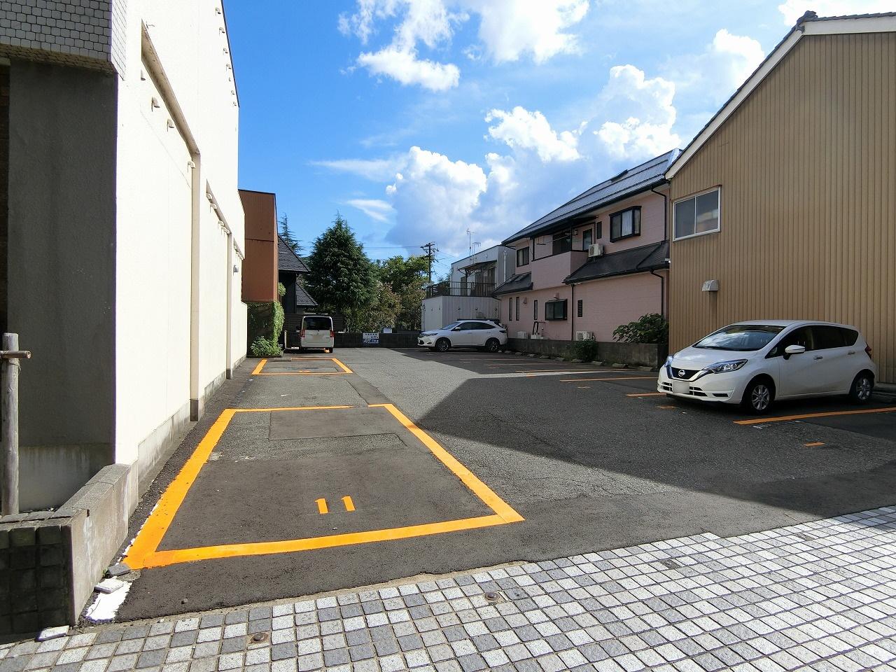 左内町・キャンピオ辻万月極駐車場の外観・駐車場イメージ1枚目