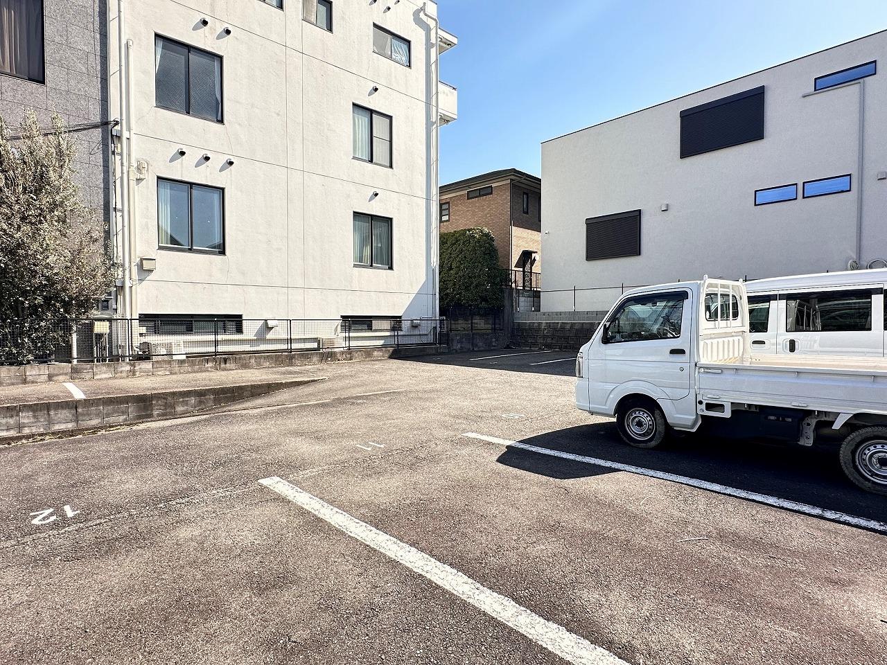 楠葉須藤モータープールの外観・駐車場イメージ3枚目