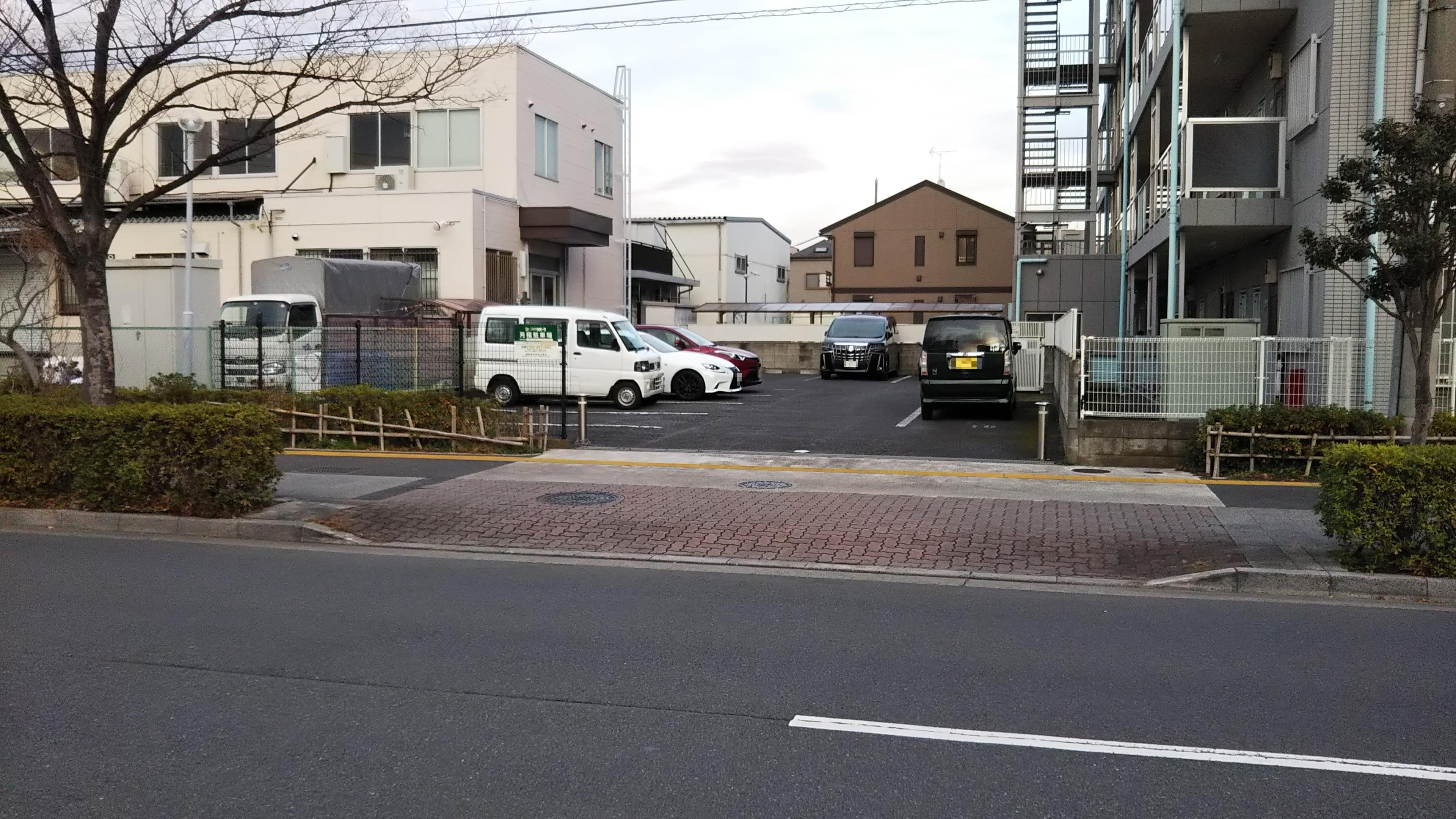 保木間１丁目第２の外観・駐車場イメージ1枚目