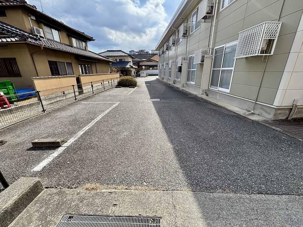 ｗｉｓｈ(20349)の外観・駐車場イメージ1枚目