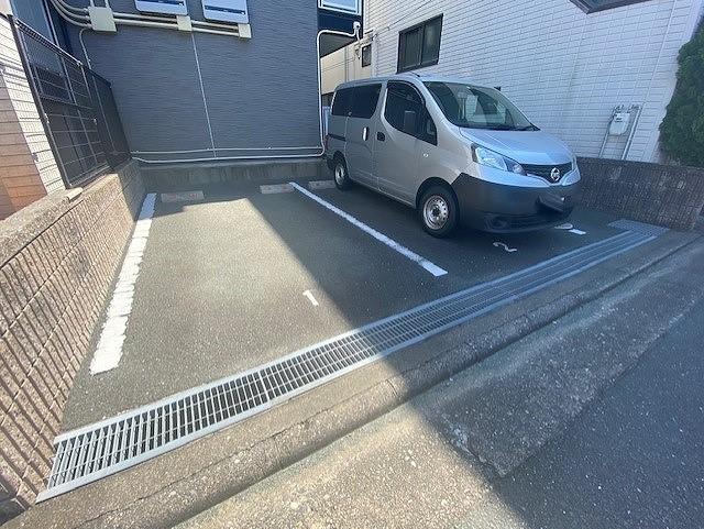 グランシャリオ(39928)の外観・駐車場イメージ1枚目