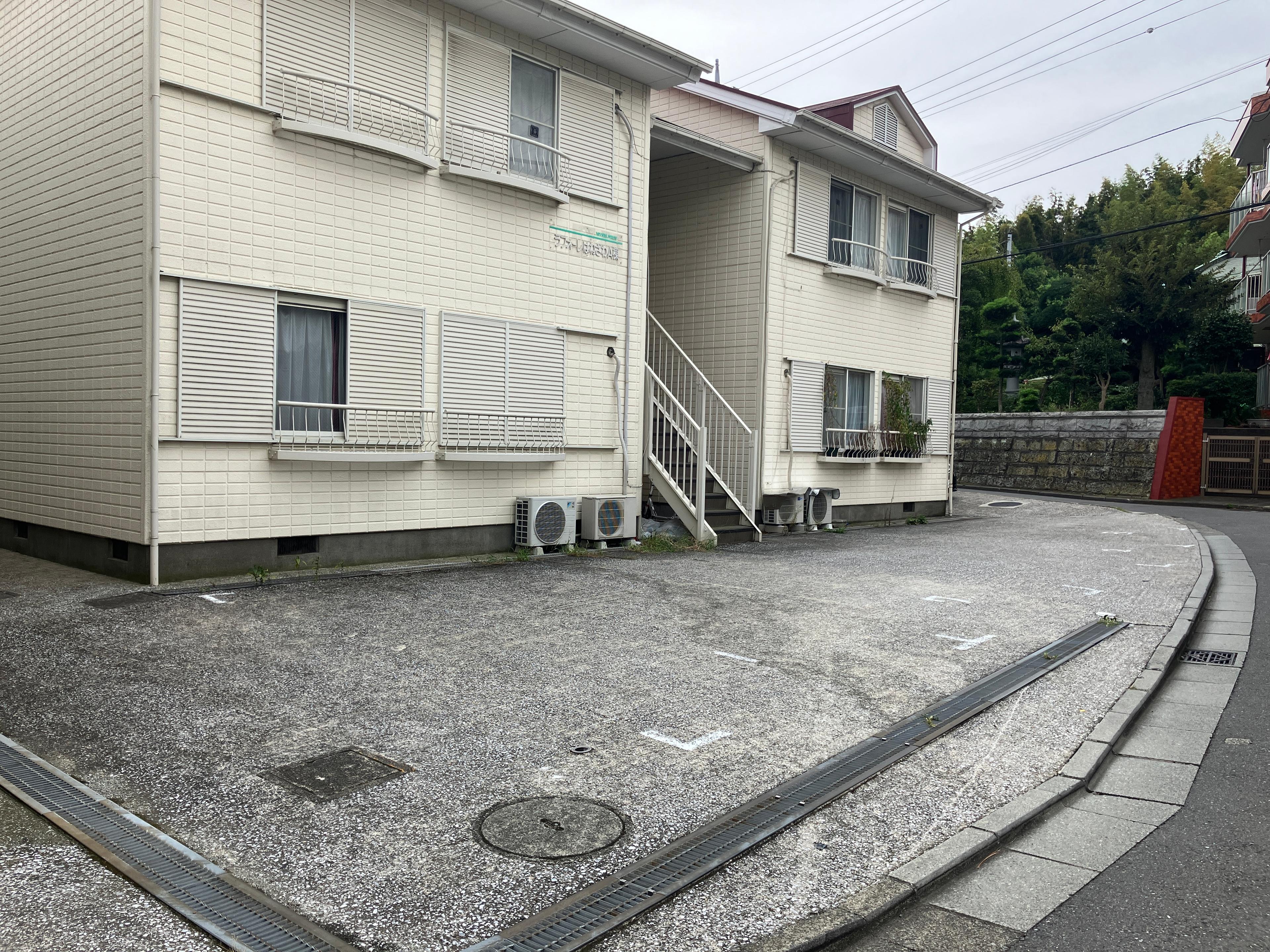 ラフォーレはねざわ駐車場の外観・駐車場イメージ2枚目