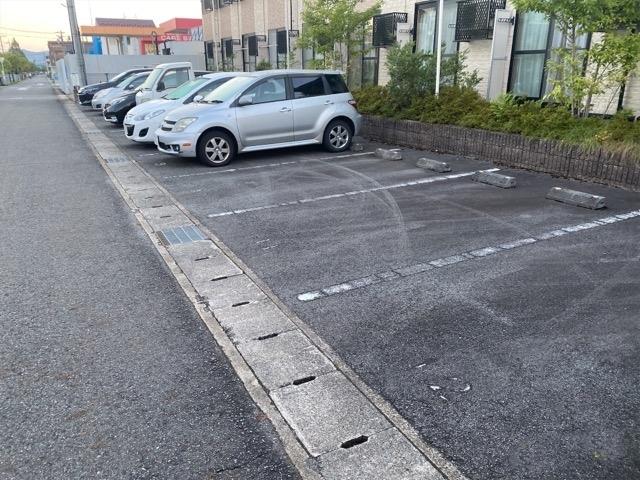ドリーム(30114)の外観・駐車場イメージ1枚目