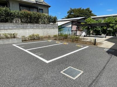 シャインブルー(54290)の外観・駐車場イメージ1枚目
