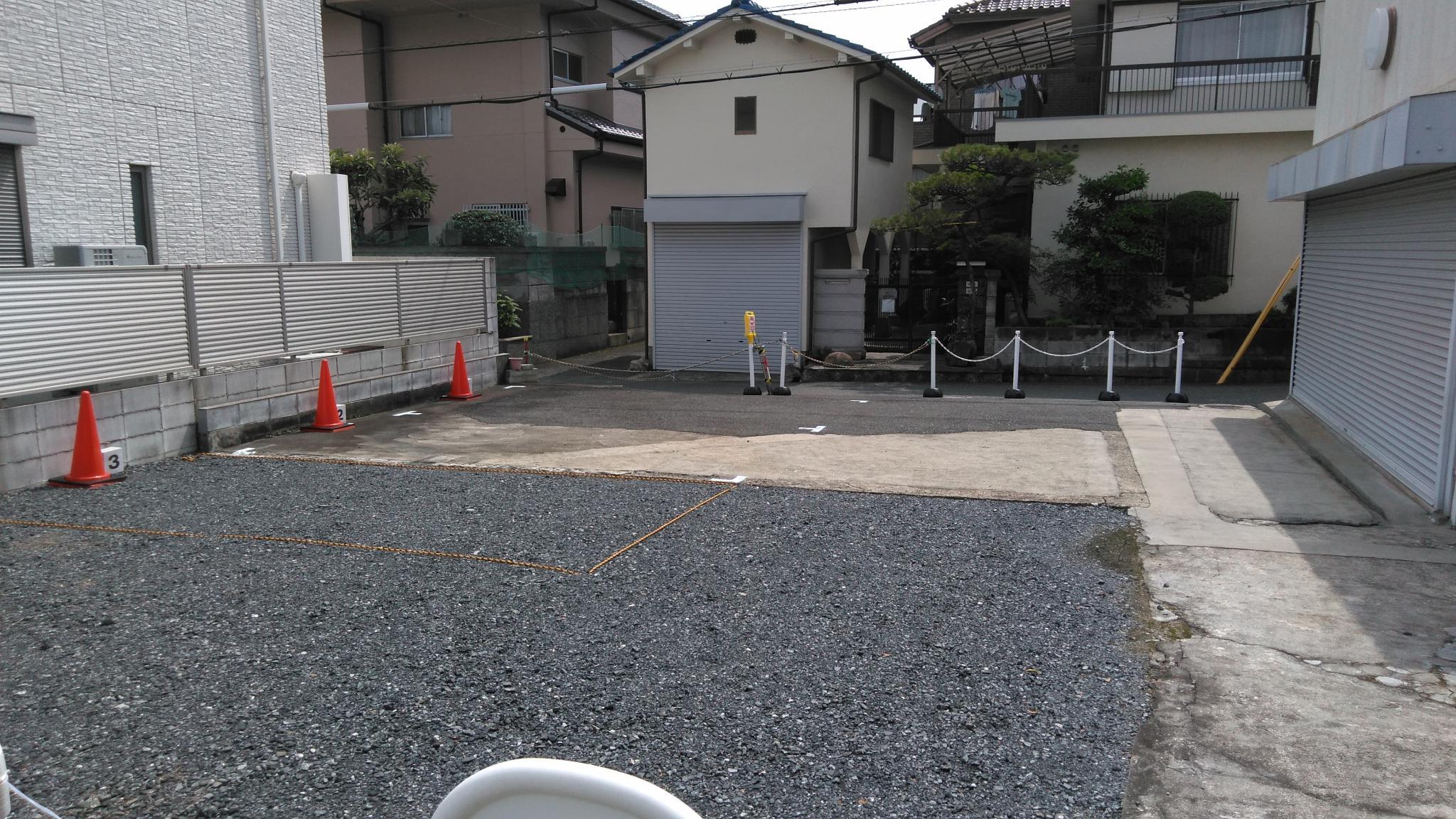 千里丘東四丁目駐車場の外観・駐車場イメージ2枚目