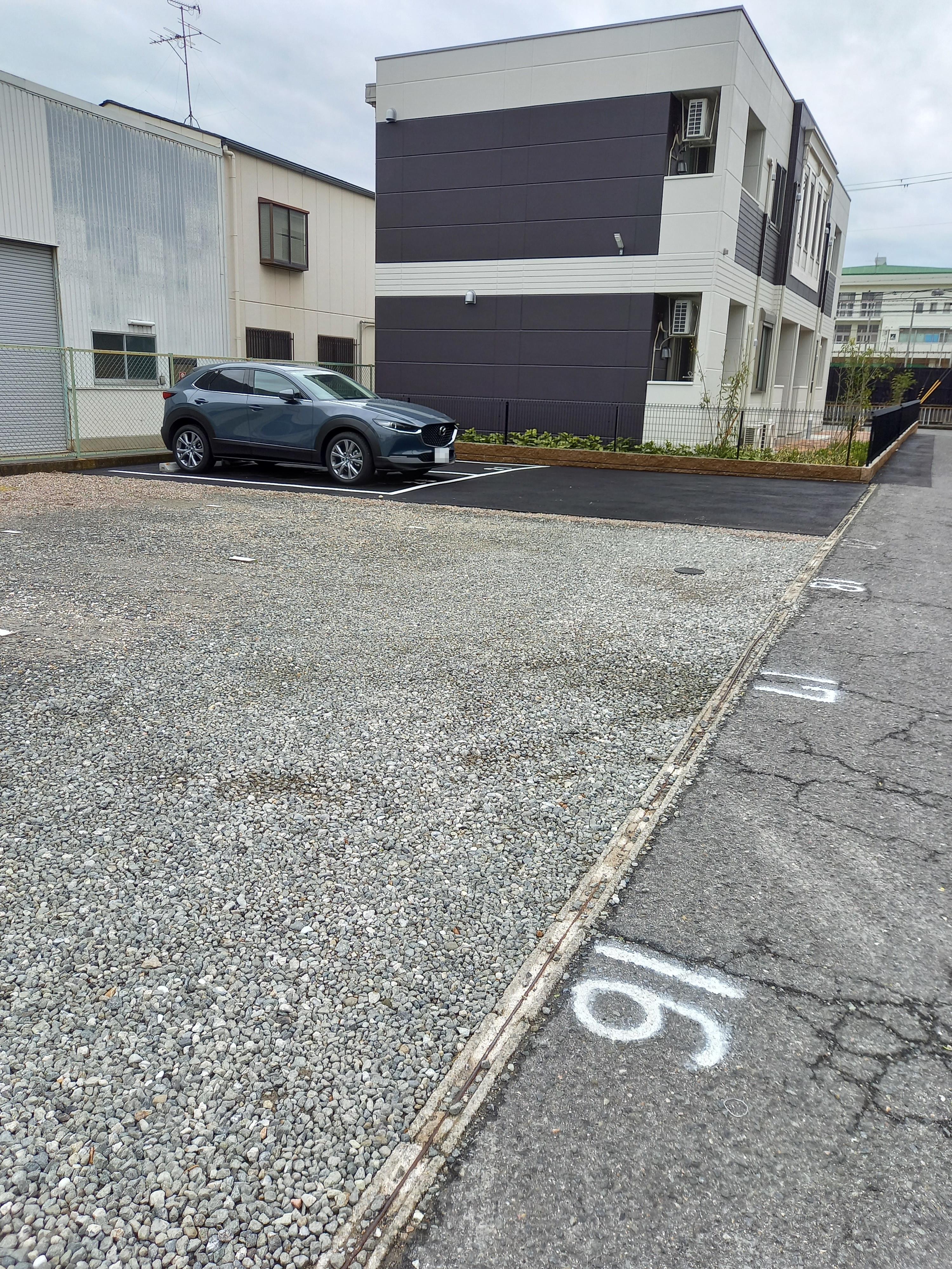 サンシティ綾井　駐車場の外観・駐車場イメージ1枚目