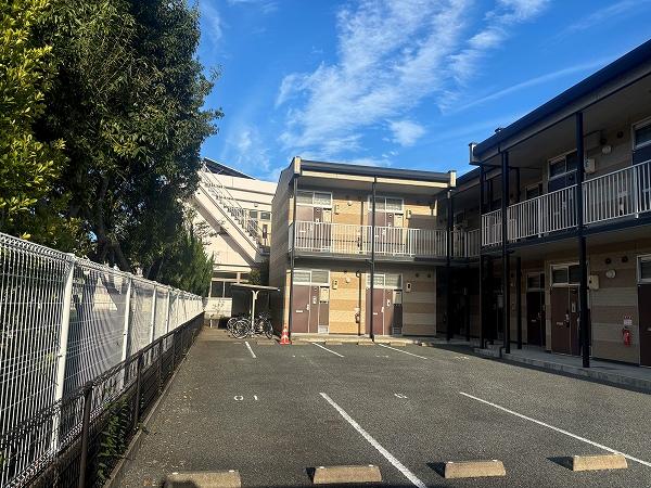 コージィーコート(35181)の外観・駐車場イメージ2枚目