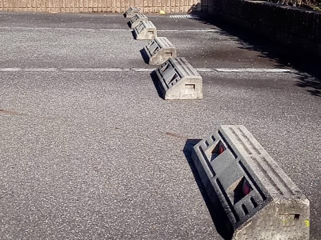サンコート学園前Ａ(30433)の外観・駐車場イメージ1枚目