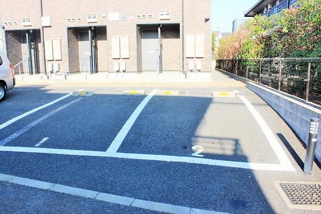 エミネンス(52981)の外観・駐車場イメージ1枚目