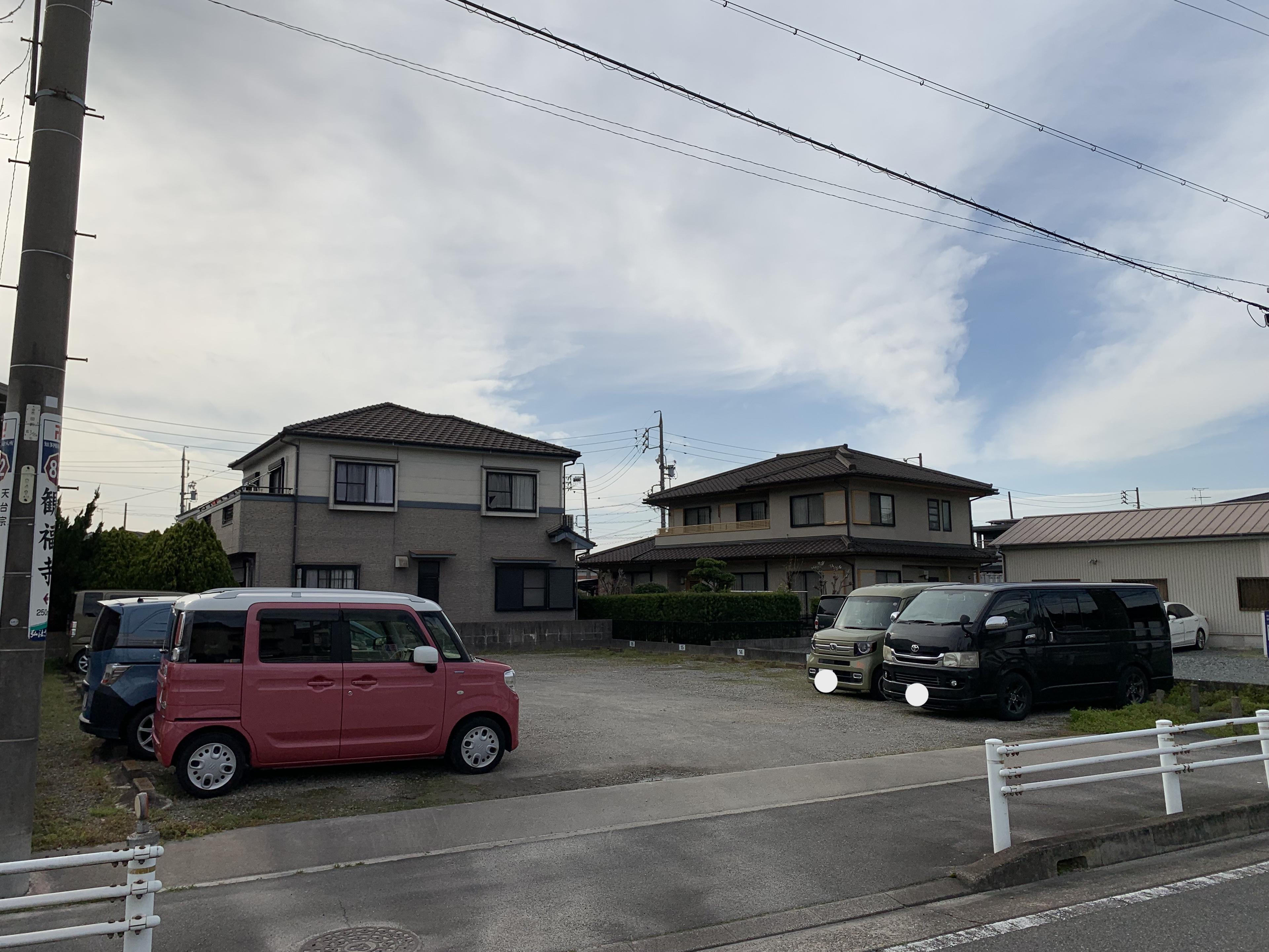 000076の外観・駐車場イメージ2枚目