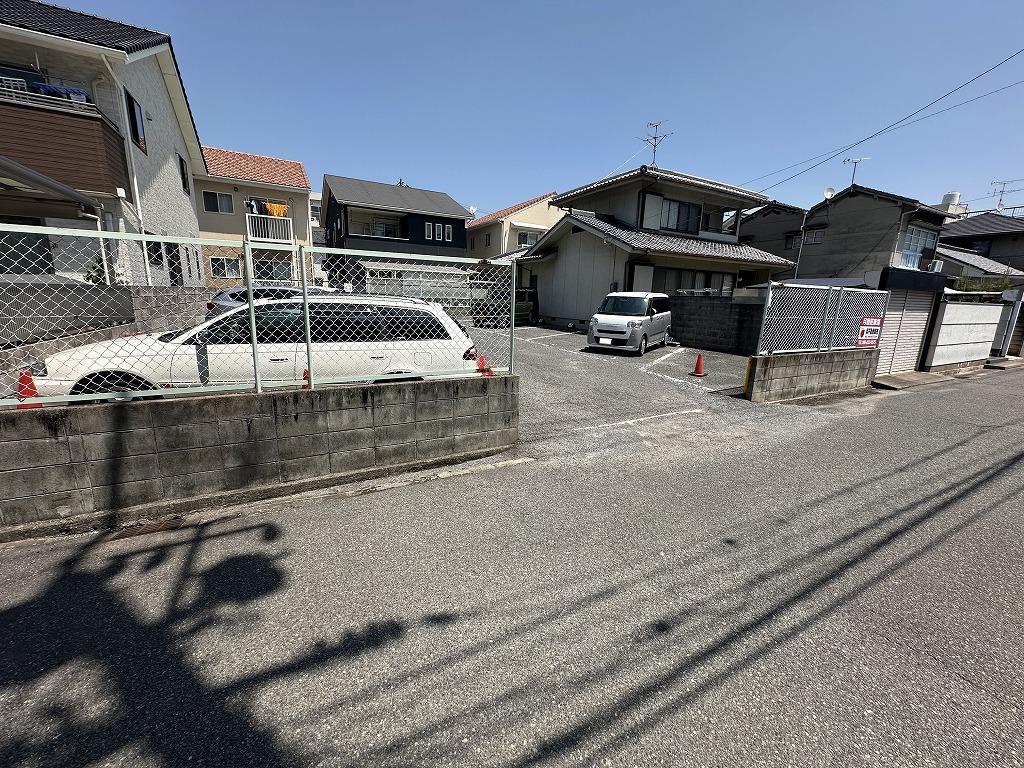 奉還町4丁目駐車場の外観・駐車場イメージ3枚目