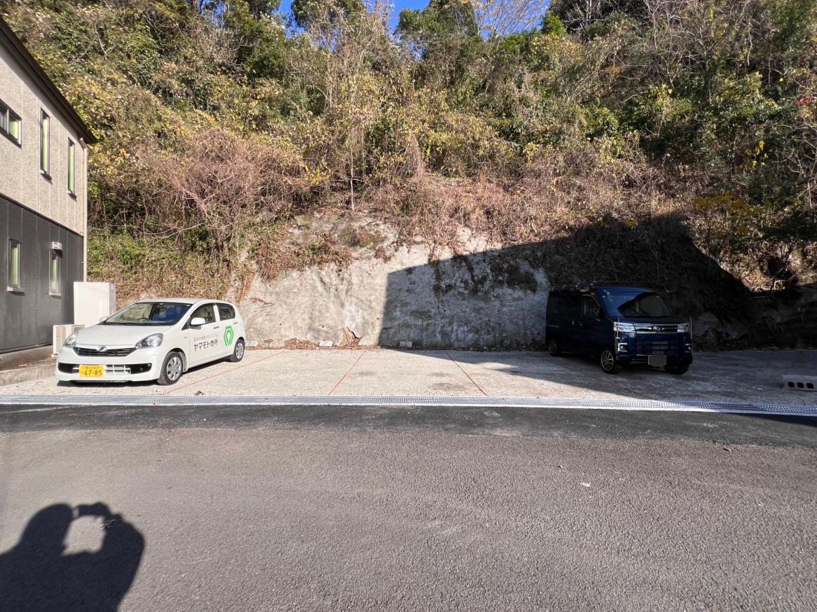 しまんとパーキング中村字岩崎山2342番8の外観・駐車場イメージ3枚目