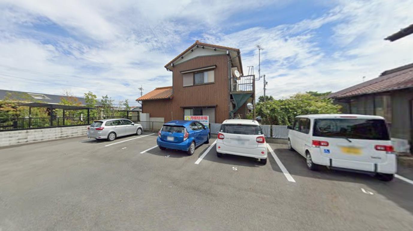 ピュア・牛野第２駐車場の外観・駐車場イメージ3枚目