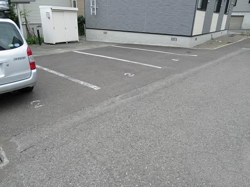 札幌Ａ棟(40091)の外観・駐車場イメージ1枚目