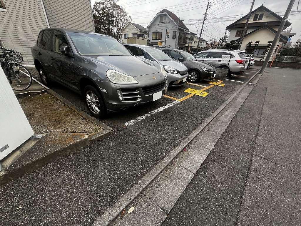 ＥａｓｔＧａｒｄｅｎ(18828)の外観・駐車場イメージ2枚目