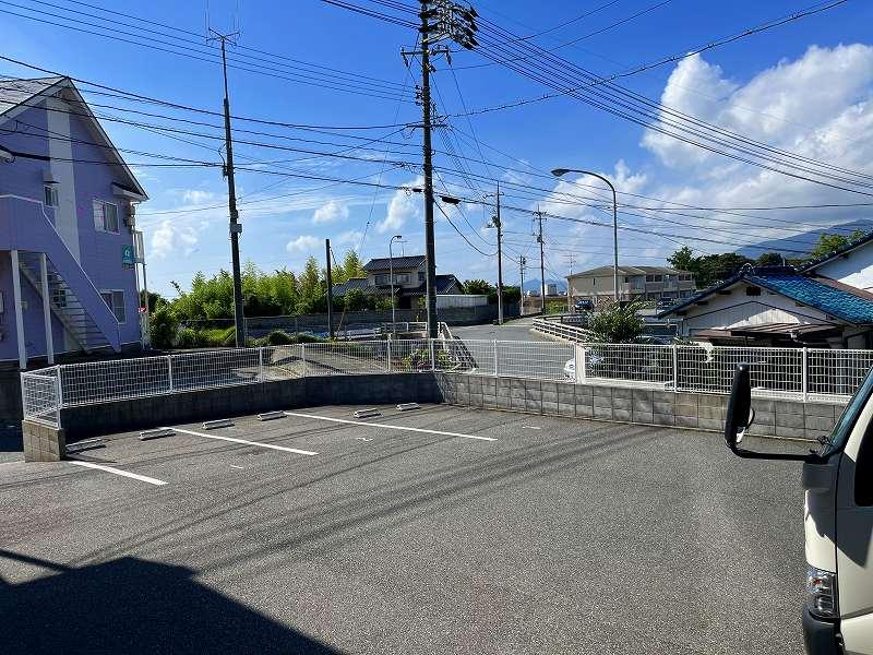 ヒルズ稗田(30975)の外観・駐車場イメージ2枚目