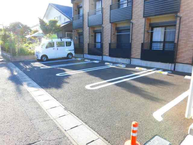 かすみ町(53552)の外観・駐車場イメージ1枚目
