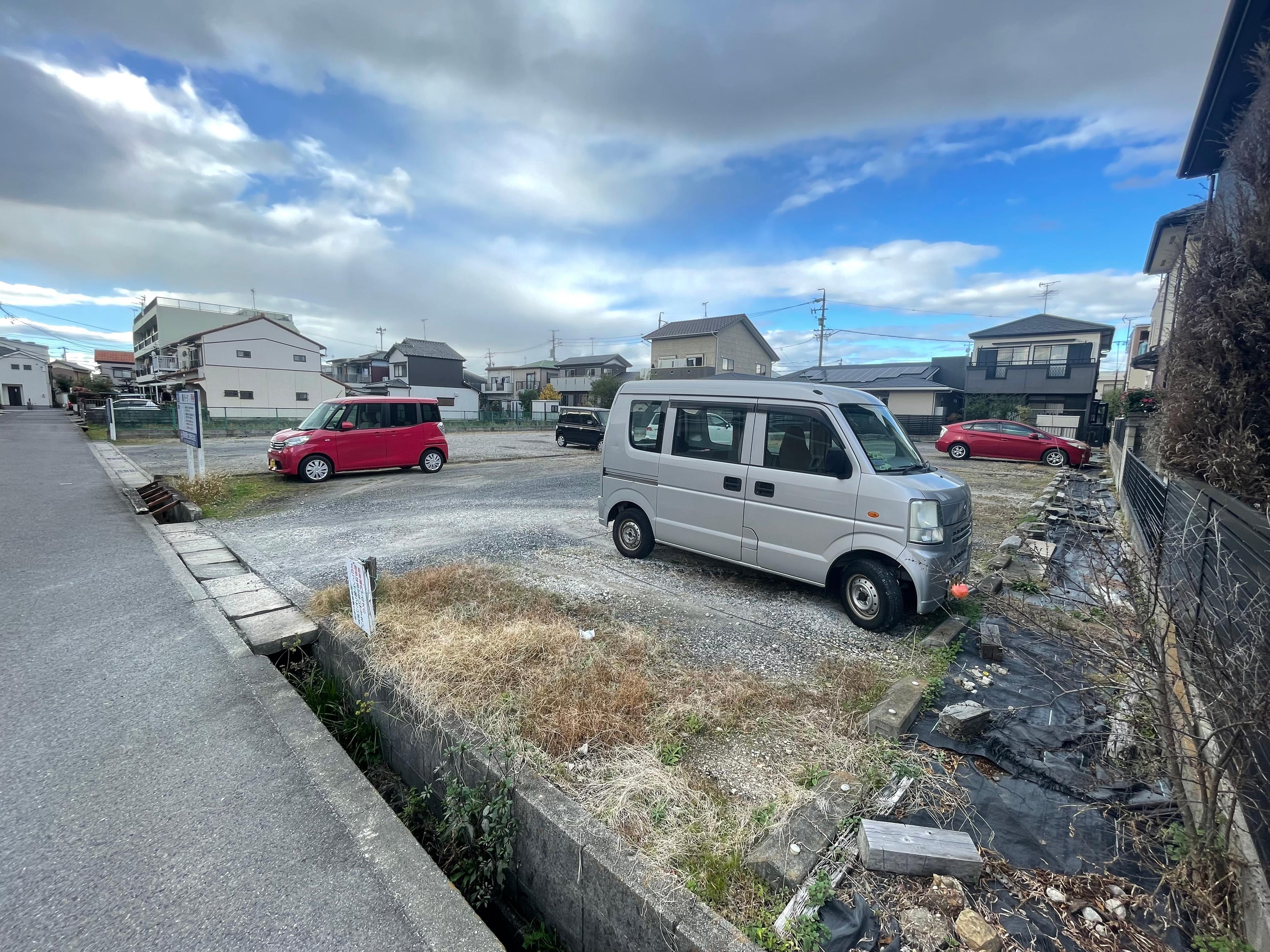 曙パークの外観・駐車場イメージ2枚目