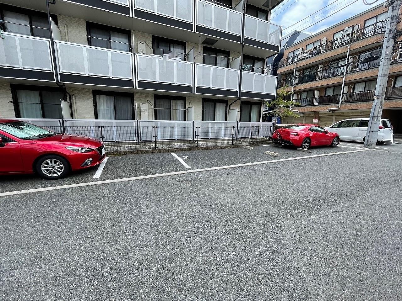 本中山(33088)の外観・駐車場イメージ1枚目