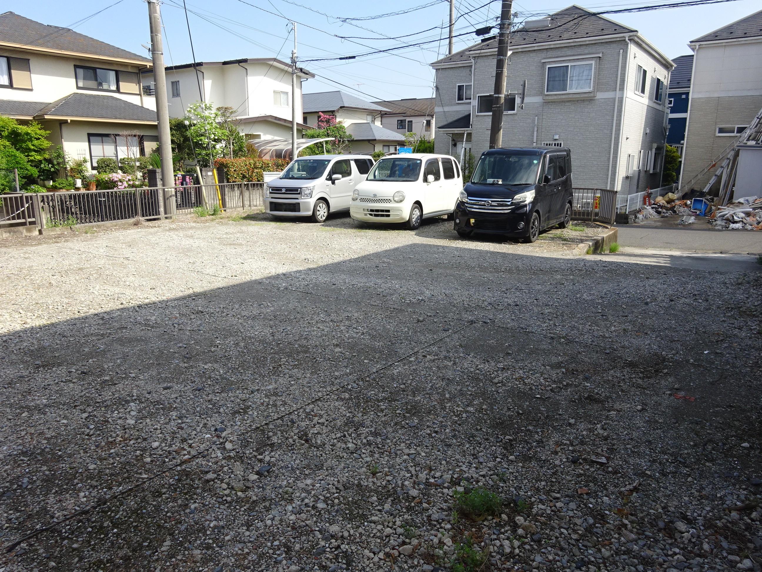 稔台2丁目駐車場の外観・駐車場イメージ3枚目
