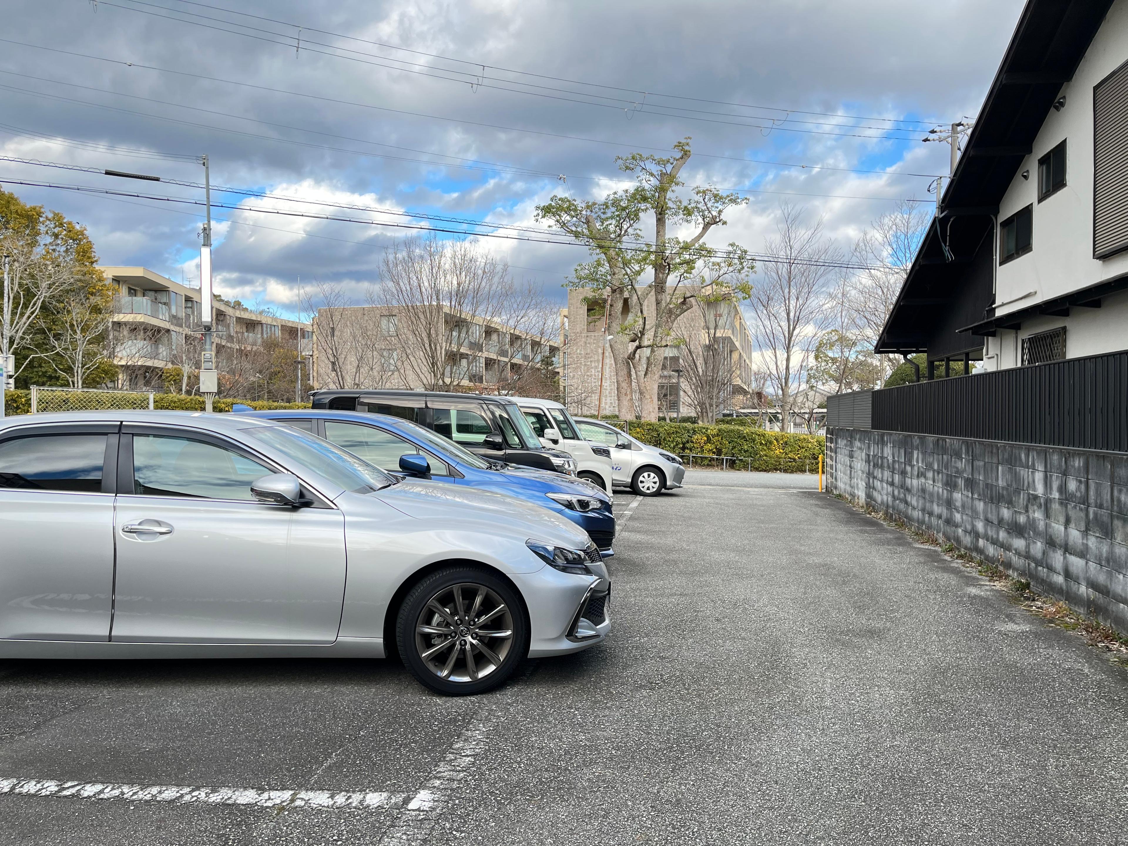 売布4丁目パーキングの外観・駐車場イメージ2枚目