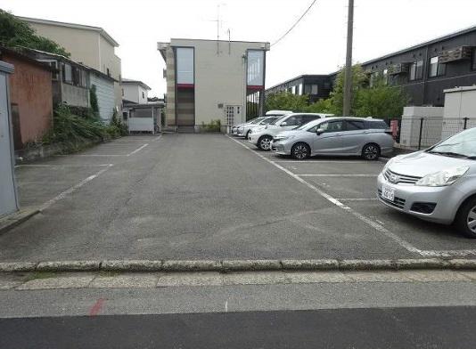 マリーナ２(30670)の外観・駐車場イメージ1枚目