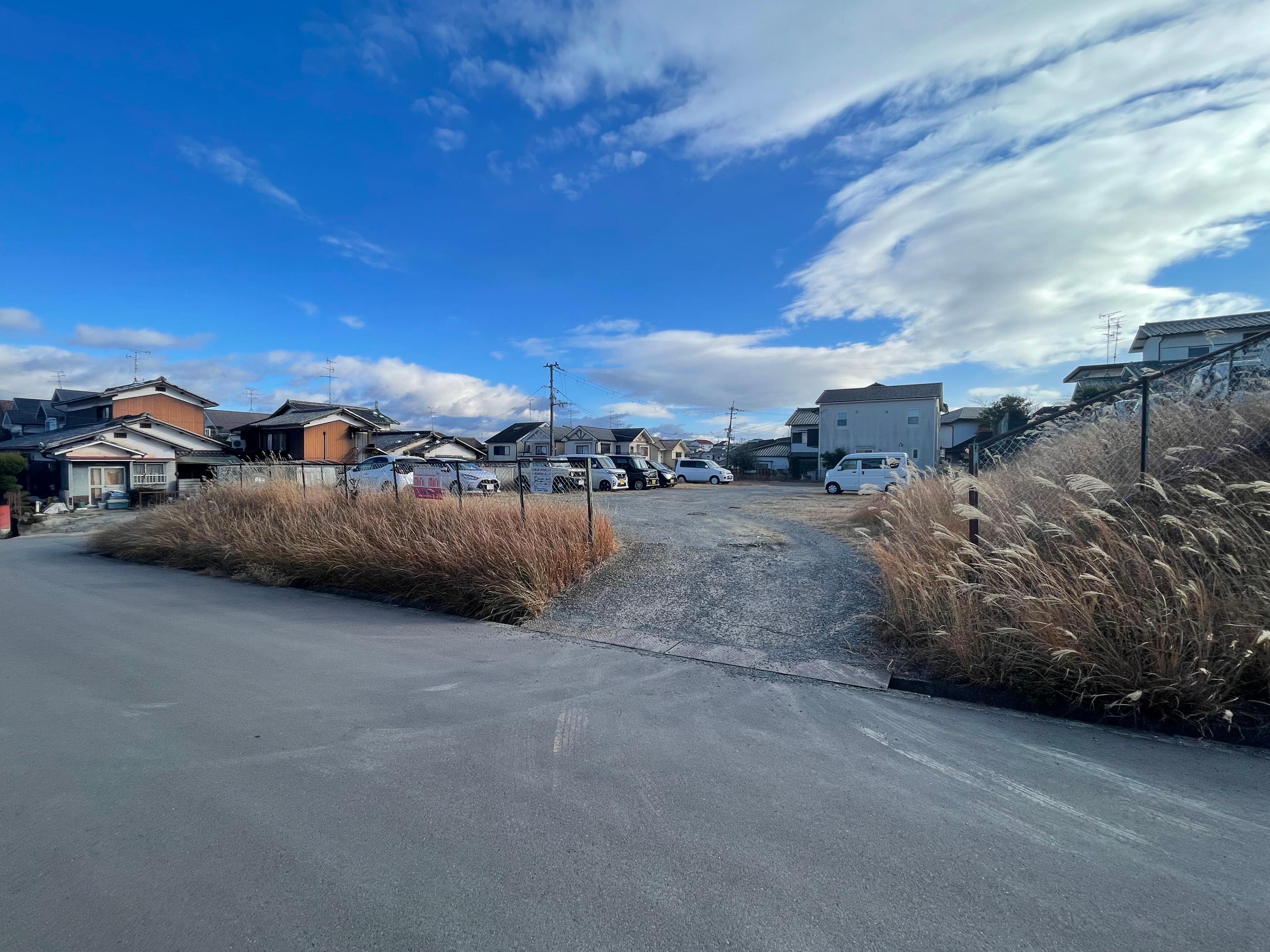男山吉井駐車場B号地の外観・駐車場イメージ1枚目