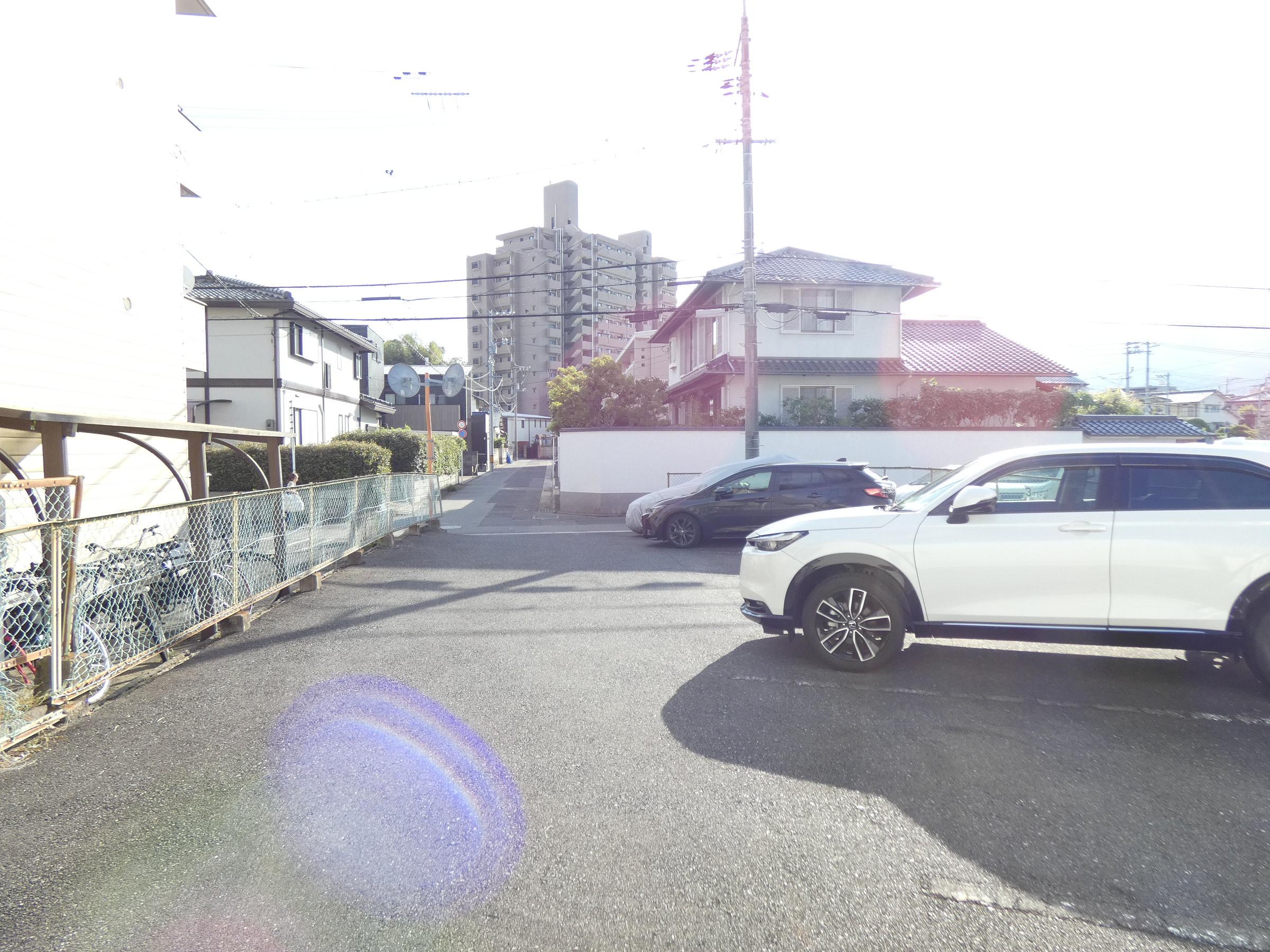 松岡駐車場の外観・駐車場イメージ2枚目