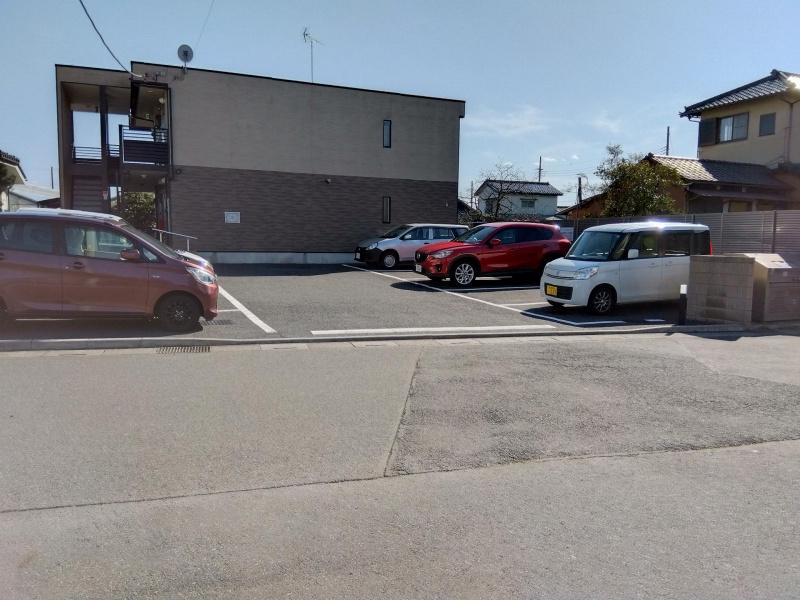 オランジュ(54918)の外観・駐車場イメージ1枚目