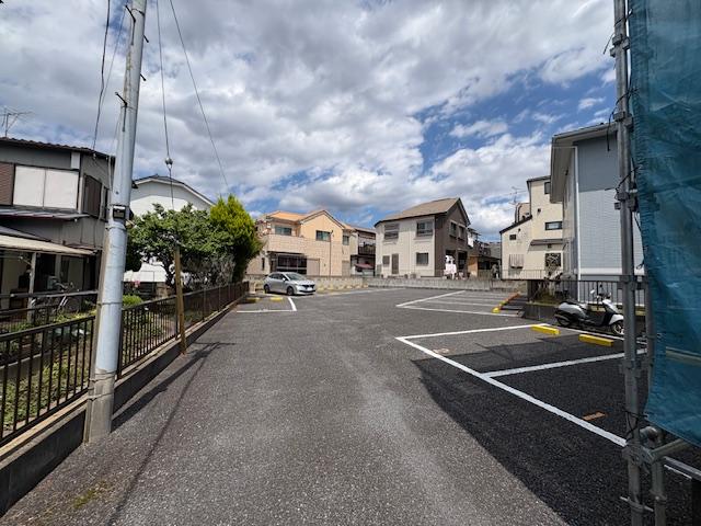 渡辺商店駐車場の外観・駐車場イメージ1枚目