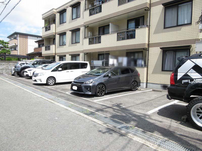 シャルム真砂モータープールの外観・駐車場イメージ2枚目