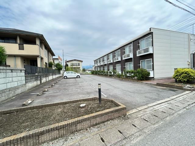 並木(21089)の外観・駐車場イメージ1枚目